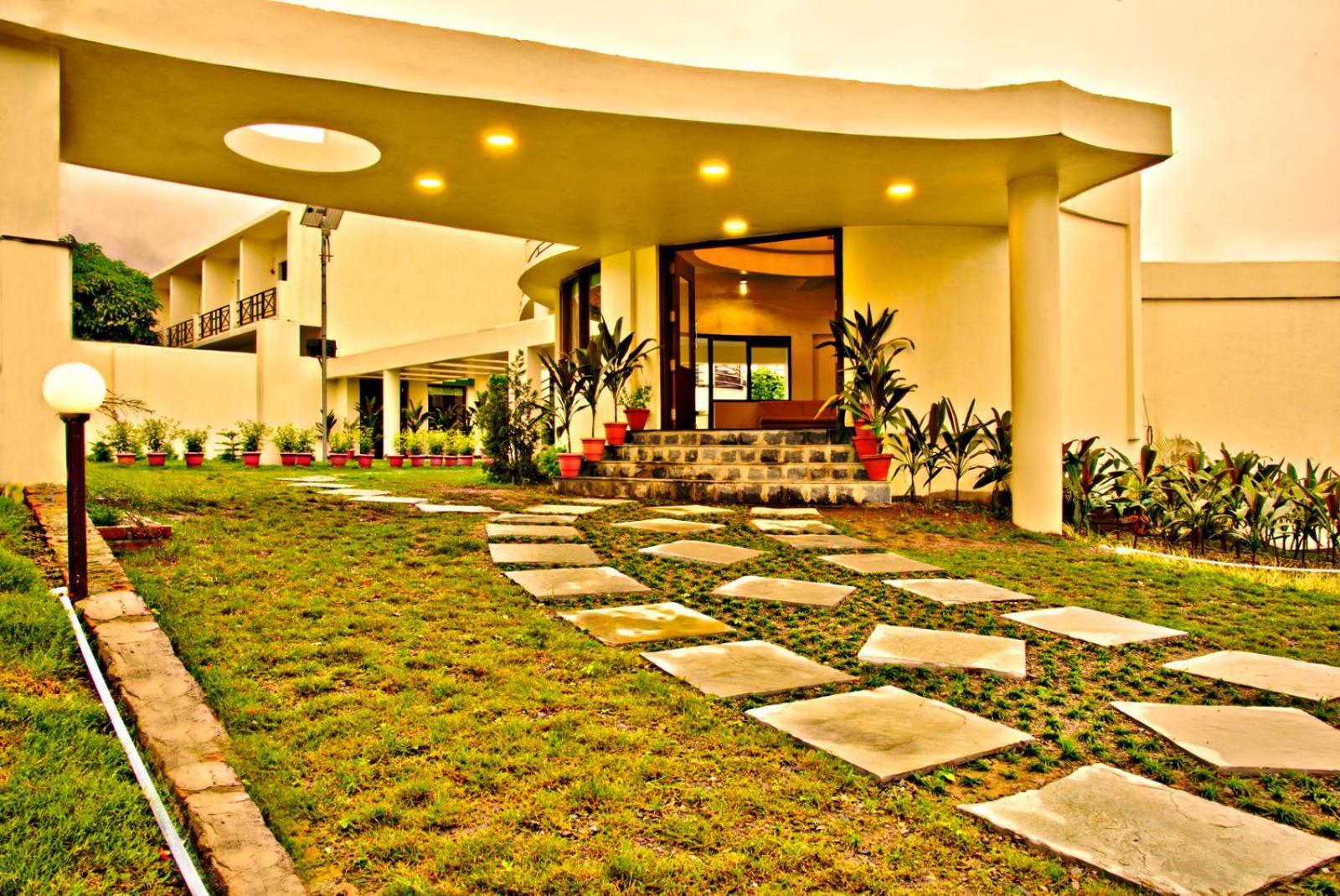The Palm Resort-Luxuria Nainital Extérieur photo