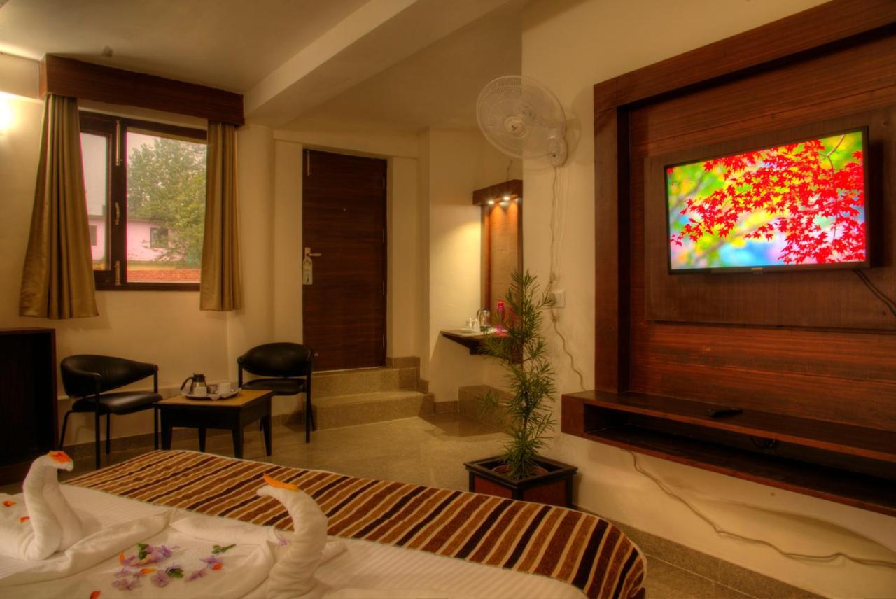 The Palm Resort-Luxuria Nainital Extérieur photo